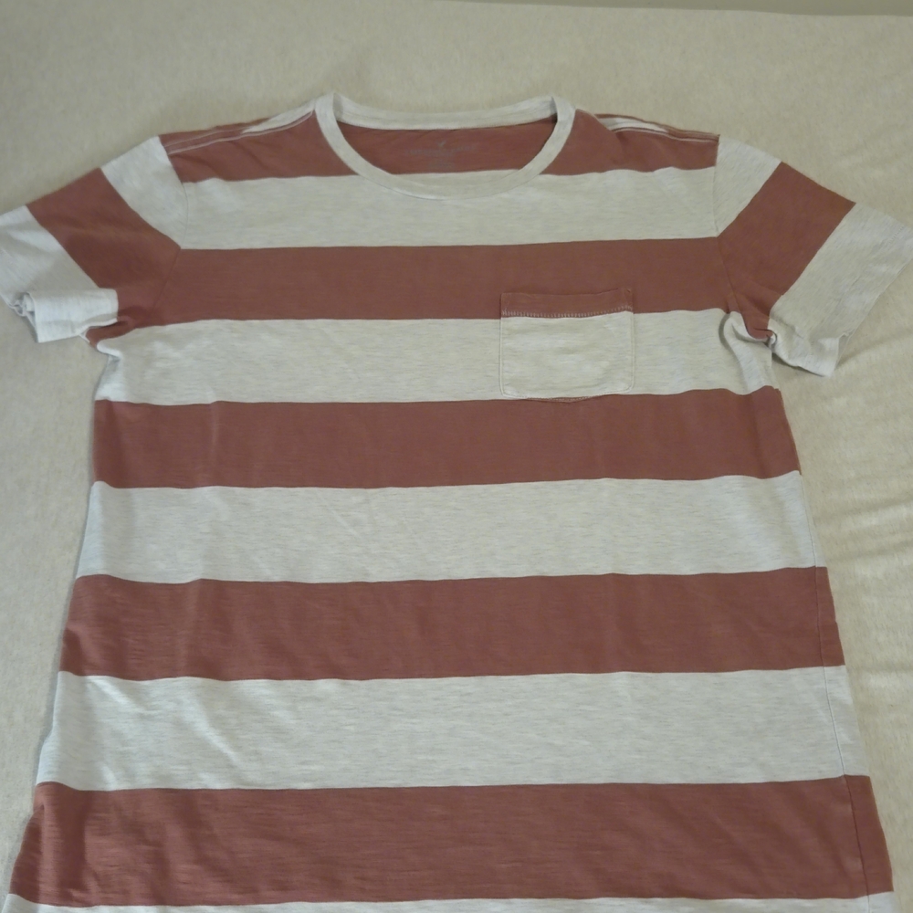 American Eagle T- Shirt